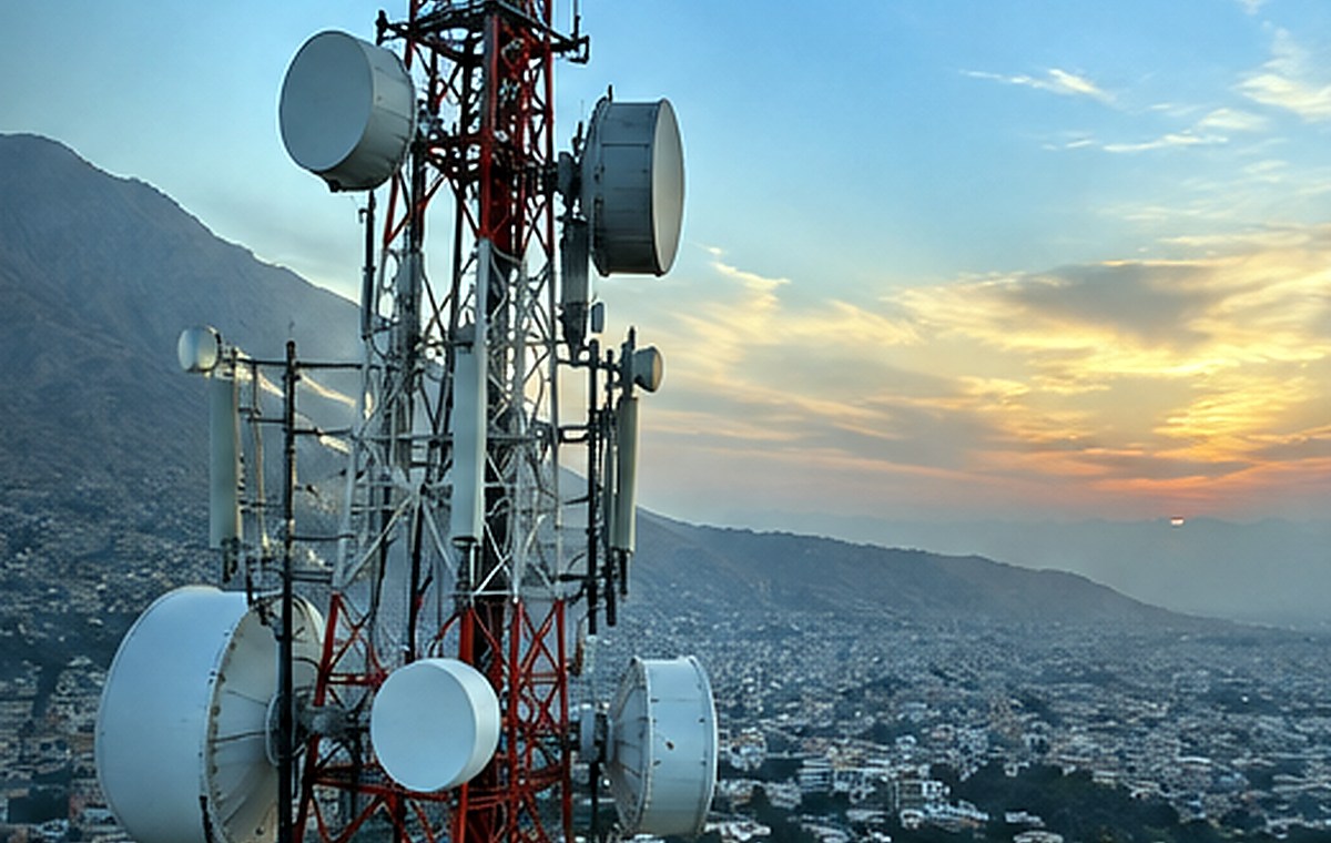 Enterprise wireless network infrastructure